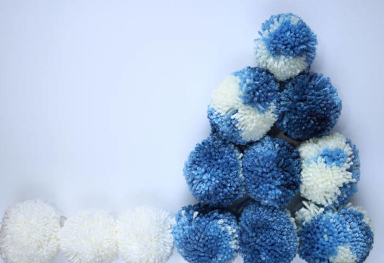 How Beautiful to Decorate Your Christmas Interior with Wool Pompons