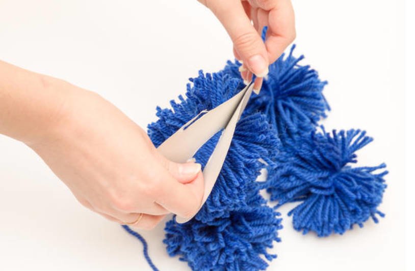 How Beautiful to Decorate Your Christmas Interior with Wool Pompons