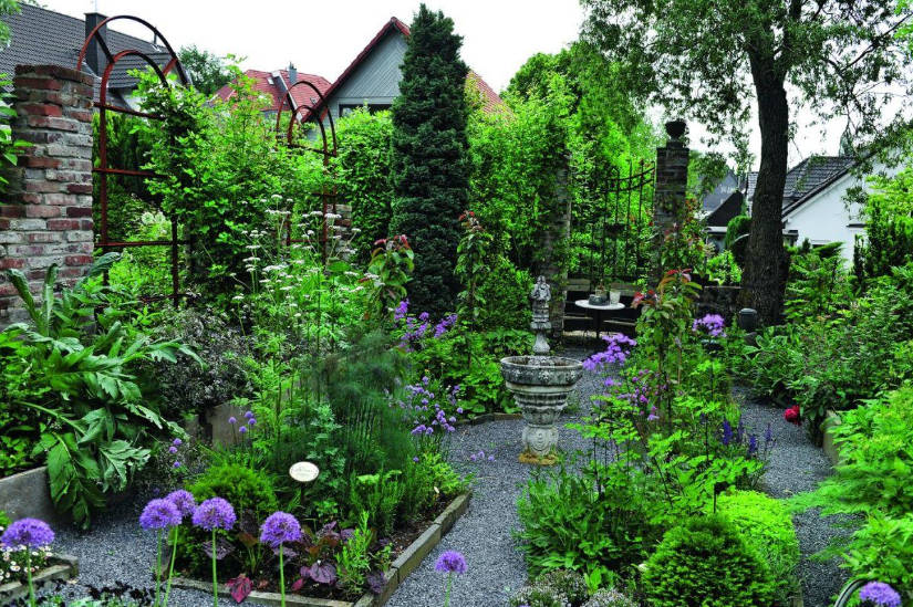 How to Make a Stylish Landscape Design Without High Costs