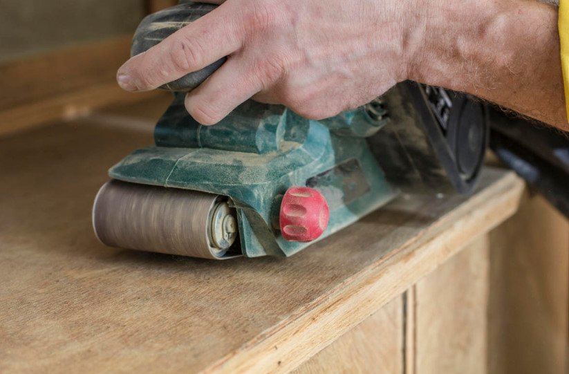 Painting of Old Furniture: Tools and Materials