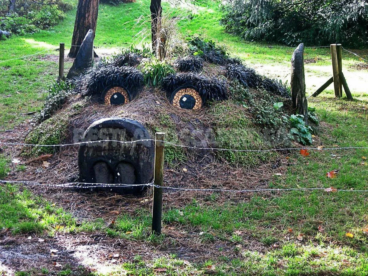 Decorate the Cottage With Your Hands