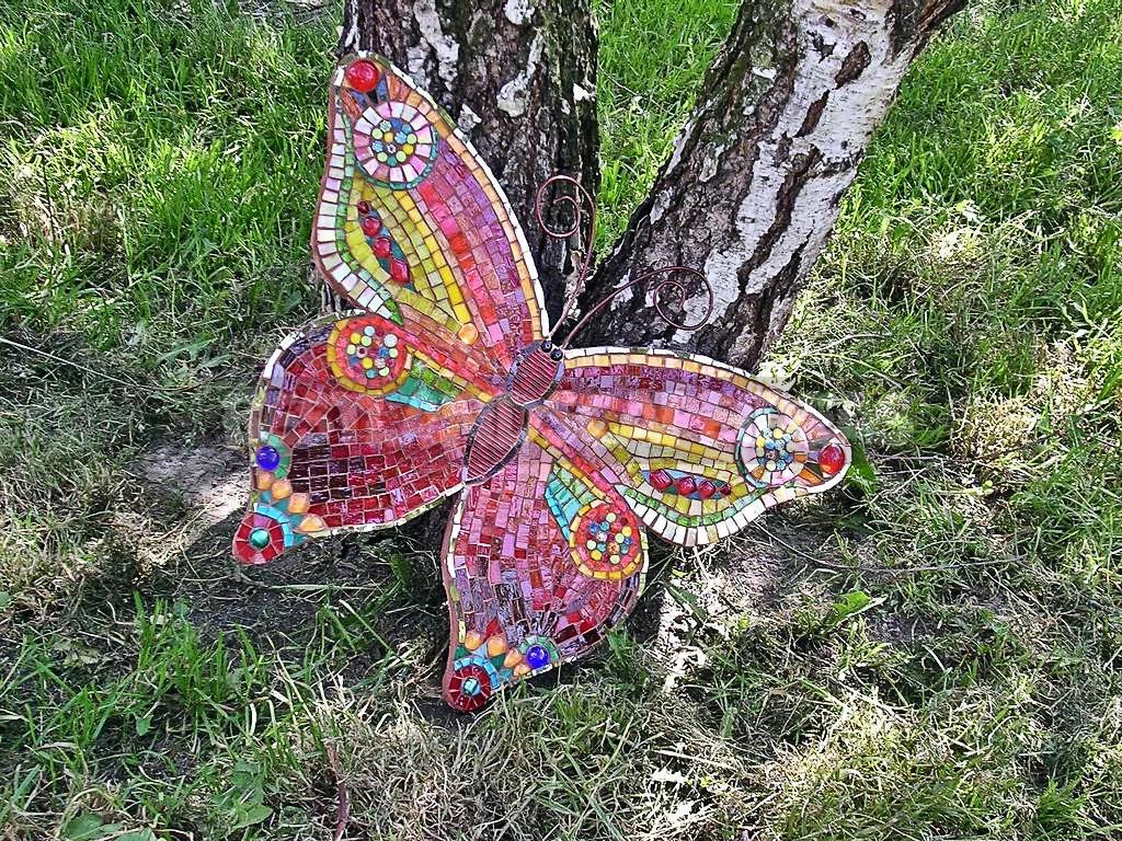 Decorate the Cottage With Your Hands
