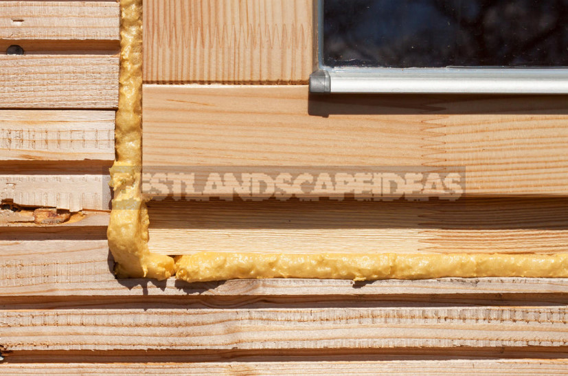 How to Install Plastic Windows in a Wooden House