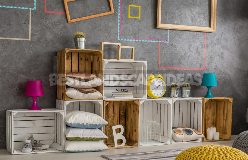 Furniture from Crates: Interior Ideas in Casual Style