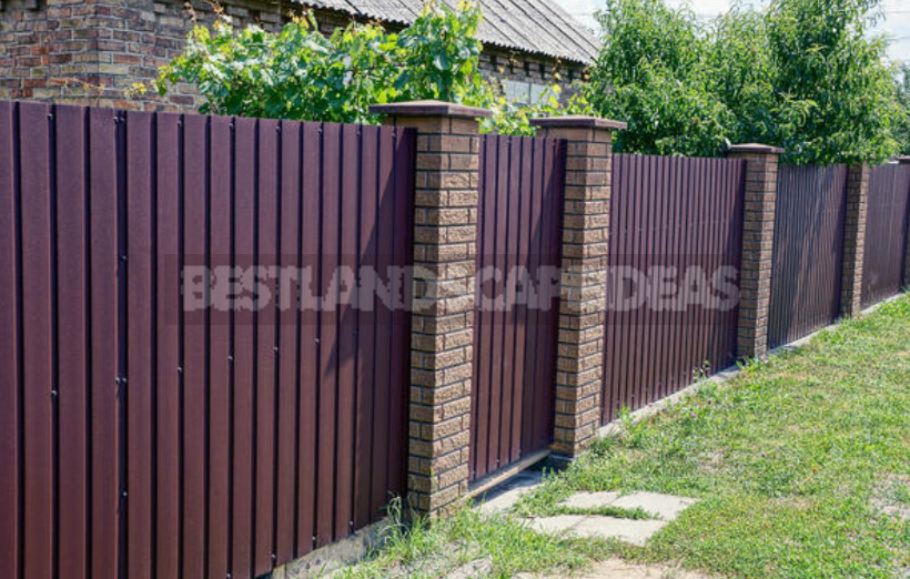 Which Fence to Choose: From Cheap to Elite