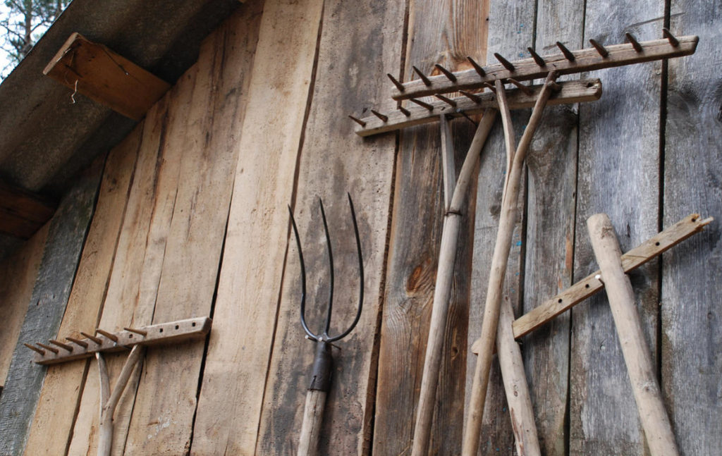 Rake History, Types and Purpose, Interesting Facts Best Landscape Ideas