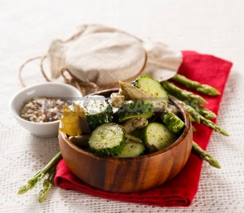 Snacks of Cucumbers for the Winter With Different Vegetables: Recipes