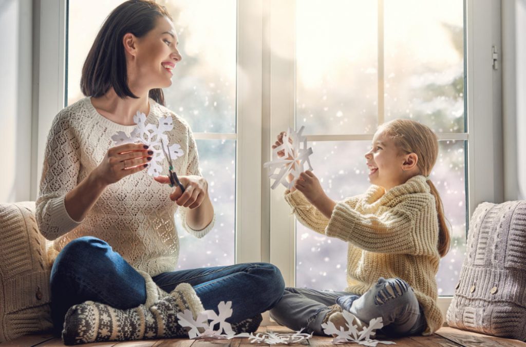 Christmas Decor With Your Own Hands: Ideas For Mood