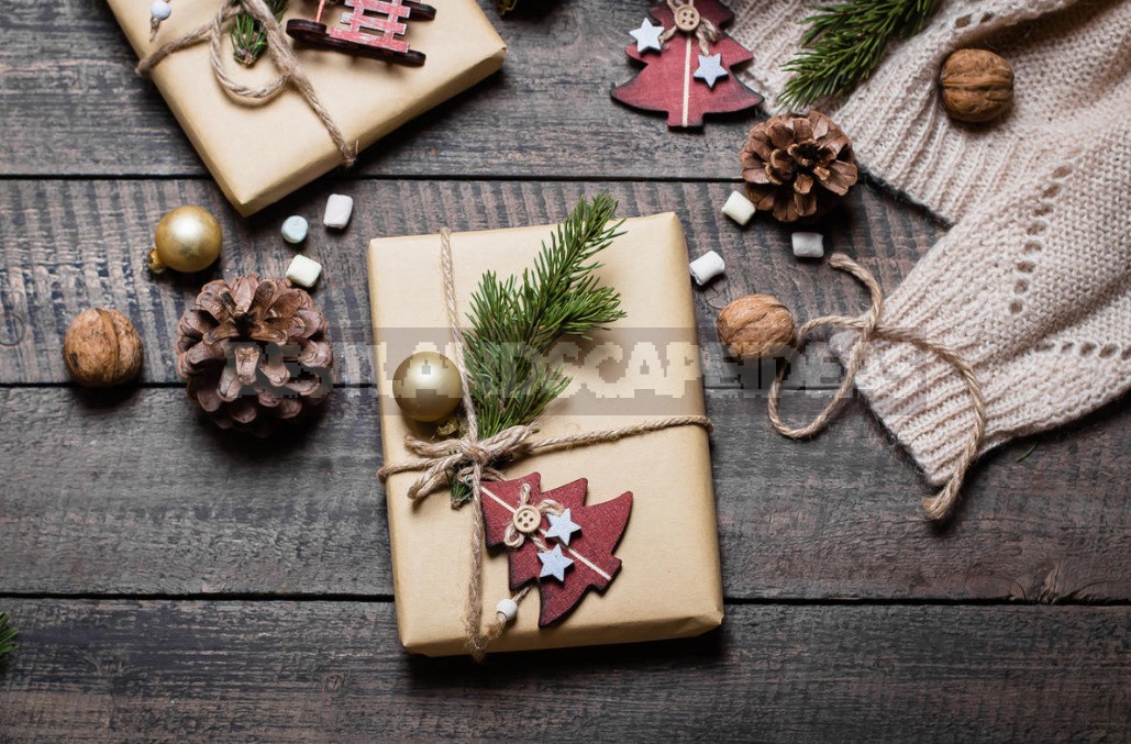 Christmas Savings: How To Save On Gifts