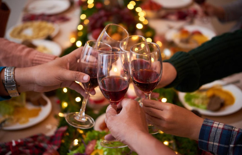Under the Spray of Champagne: the Menu For the New Year’s Table