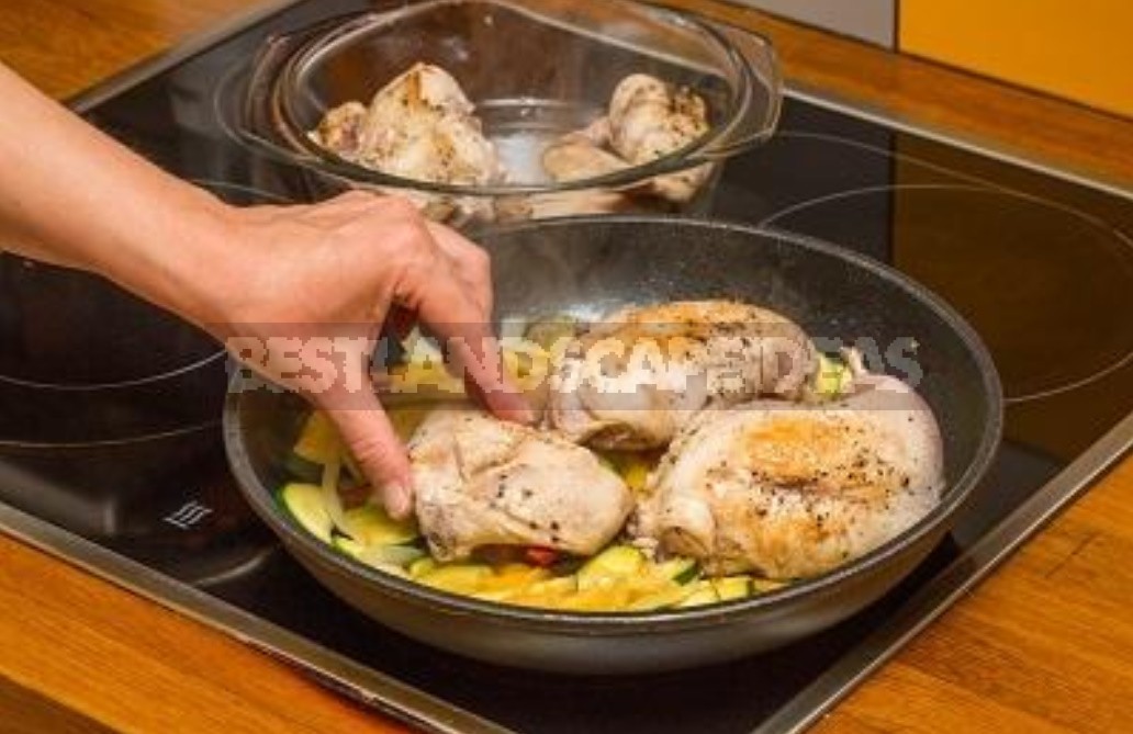 Cooking Stewed Rabbit. A Delicious Recipe