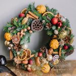 Wreaths Not Made Of Pine Needles: Ideas For New Year And Christmas Decor