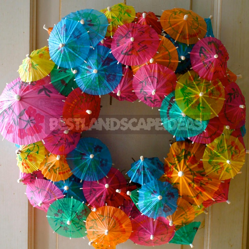 Wreaths Not Made Of Pine Needles: Ideas For New Year And Christmas Decor