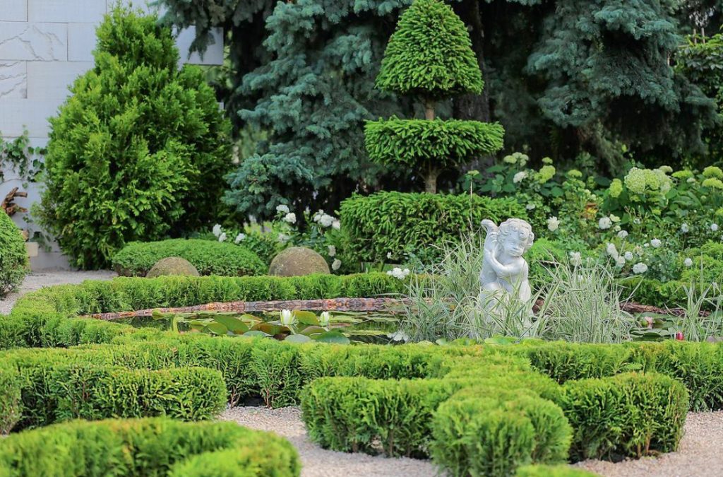 Taking a Garden Landscape: Secrets Of Successful Photos