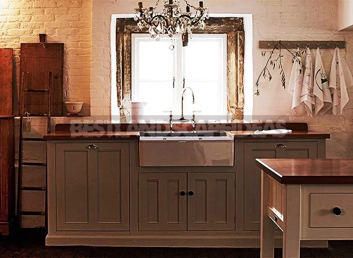 White Kitchen at the Cottage: Pros and Cons
