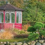 Pearl Of The Garden: Cozy Gazebo