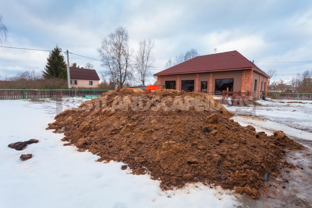 Winter Storage Of Construction Materials On The Site