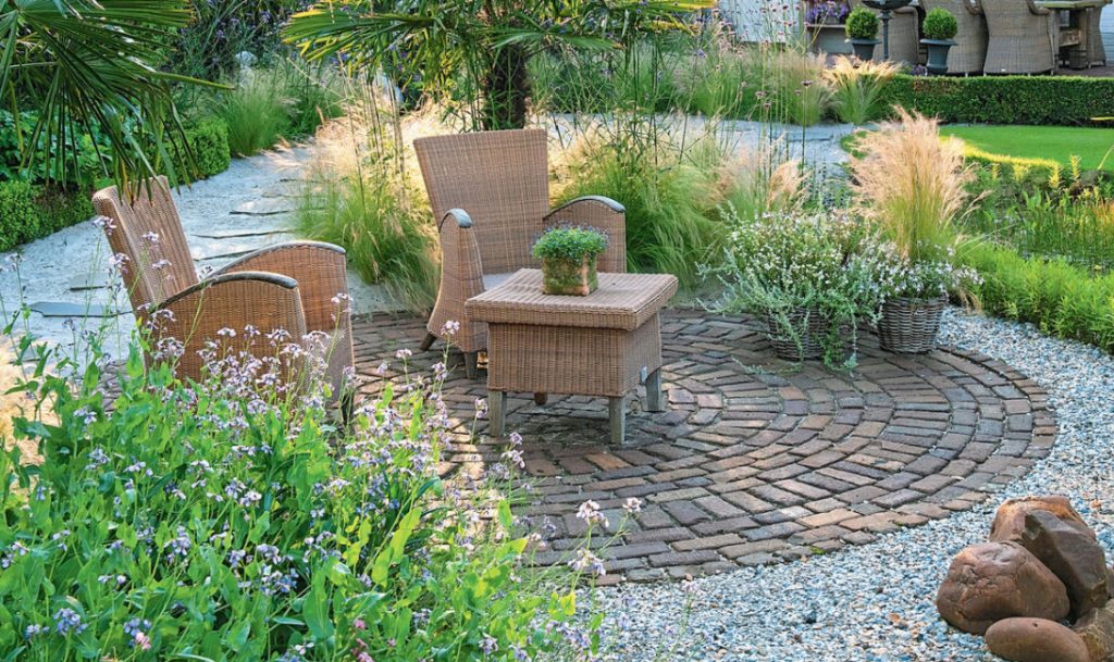 Mini-Stones With Mega-Potential: Crushed Stone And Gravel In Your Garden