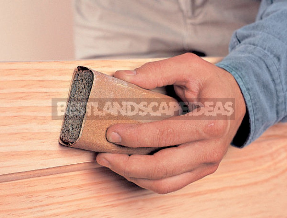 How To Prepare Surfaces Made Of Natural And Artificial Wood For Painting