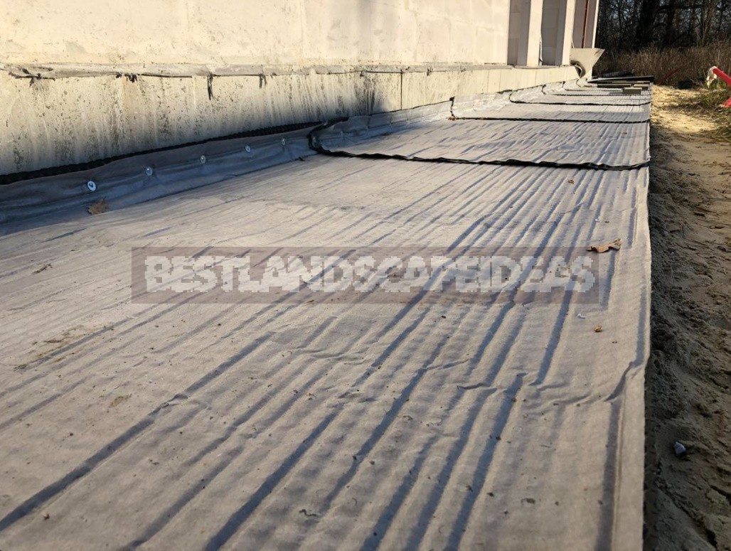 A Soft Blind Area Is The Best Alternative To Concrete! We Mount it In 5 Steps
