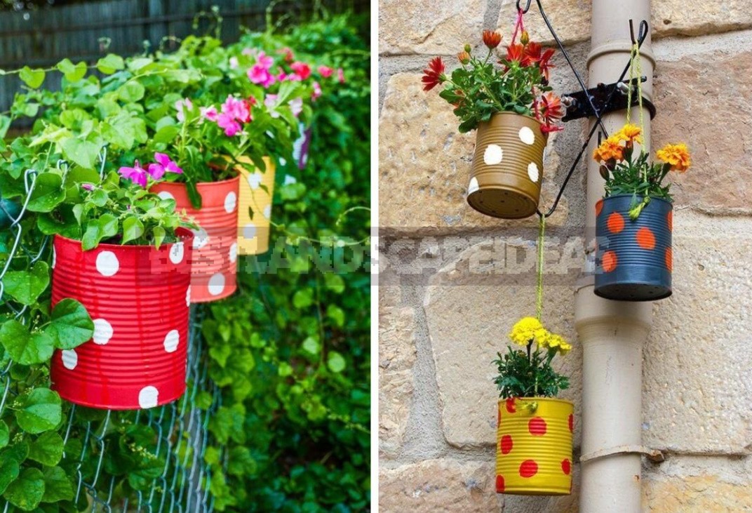 Spectacular Hanging Planters Made Of Improvised Materials