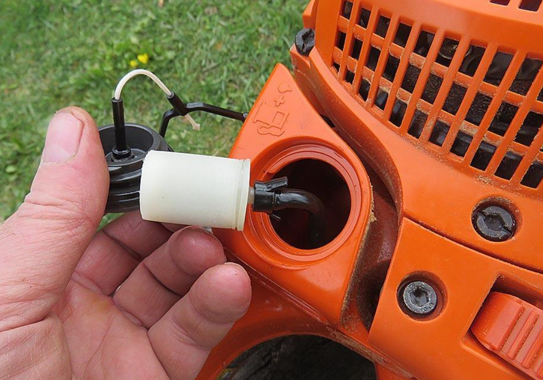 Proper Operation Of a Chainsaw: The Main Mistakes (Part 2)