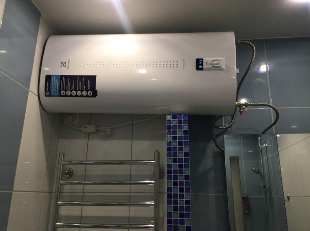How To Properly Install a Water Heater In a Country House